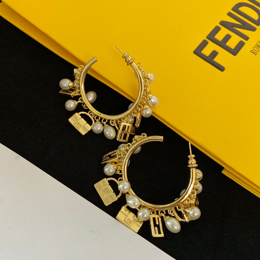 18K Fendi Pearls Earrings