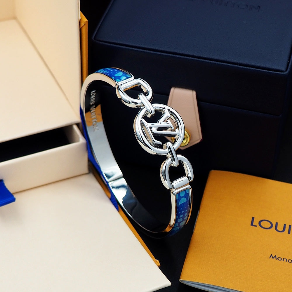 18K Louis Vuitton x YK Hang It Bracelet