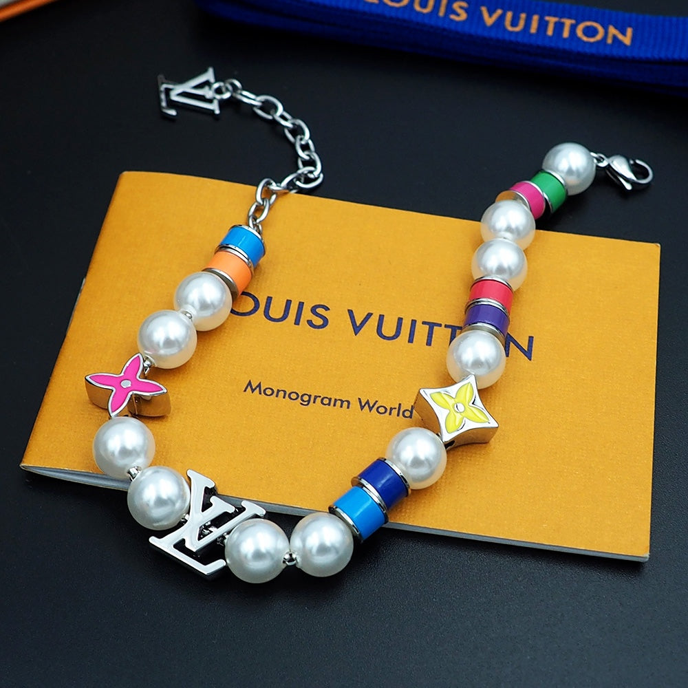 18K Louis Vuitton MNG Pearls Party Bracelet