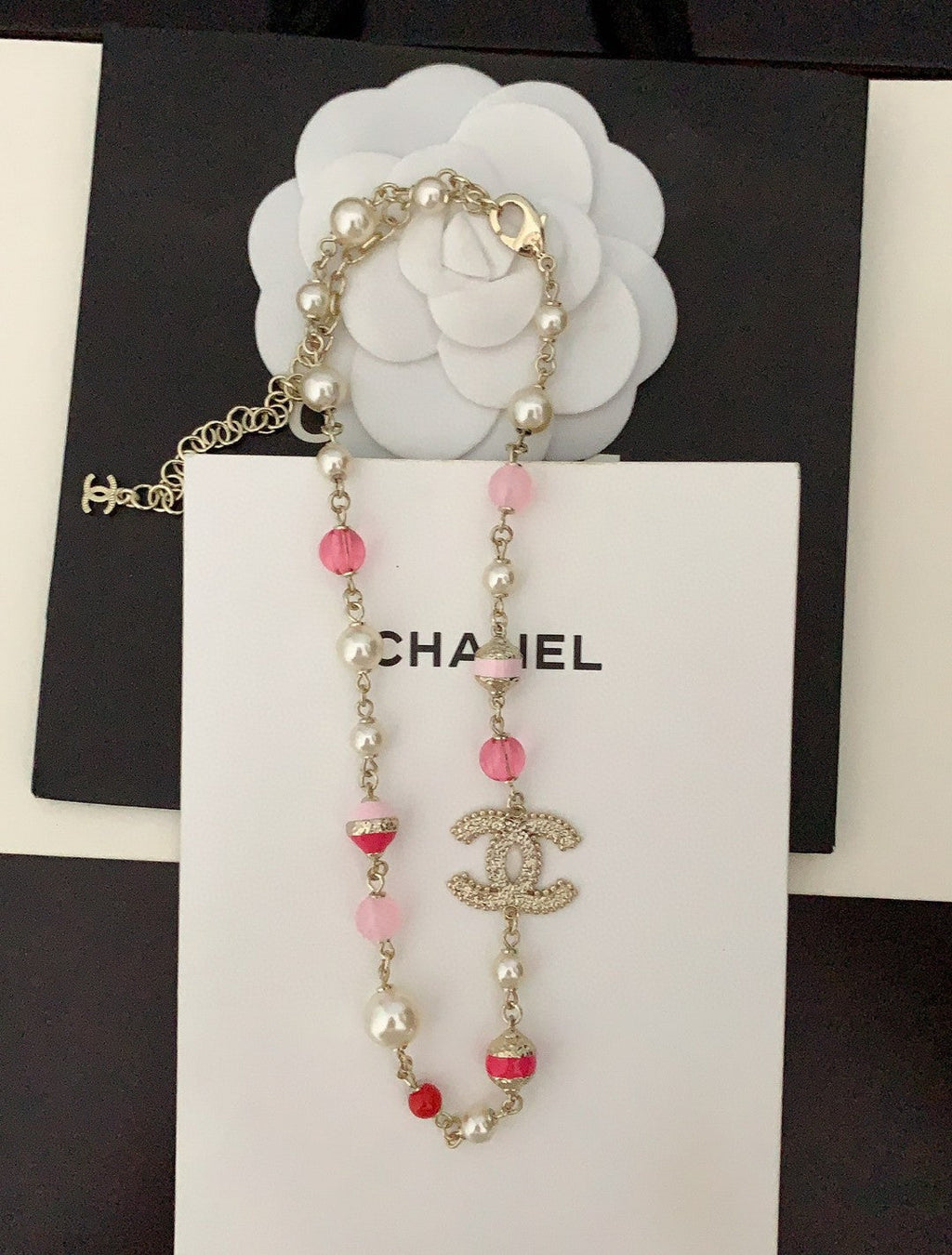 18K  Chanel Pink & White Pearls Necklace
