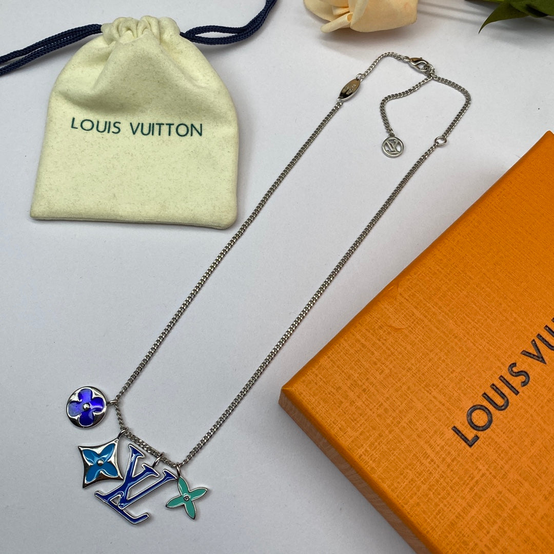 18K Louis Vuitton Instinct Necklace