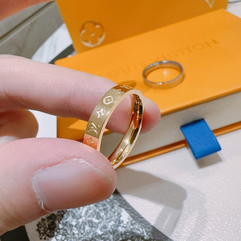 18K Louis Vuitton Instinct Set of Two Gold Rings