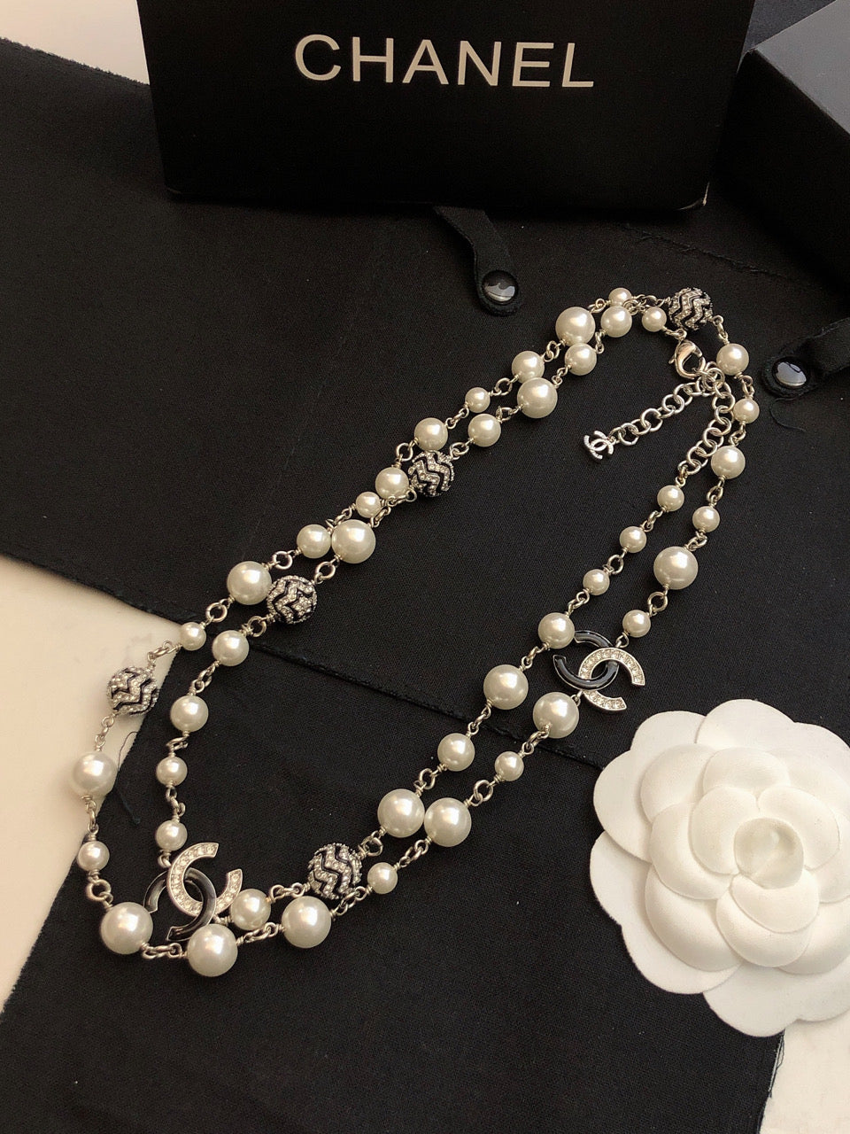 18K  Chanel Star Pearls Long Necklace