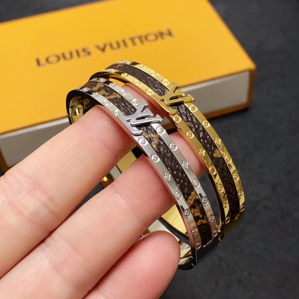 18K Louis Vuitton Leather Vintage Bracelet