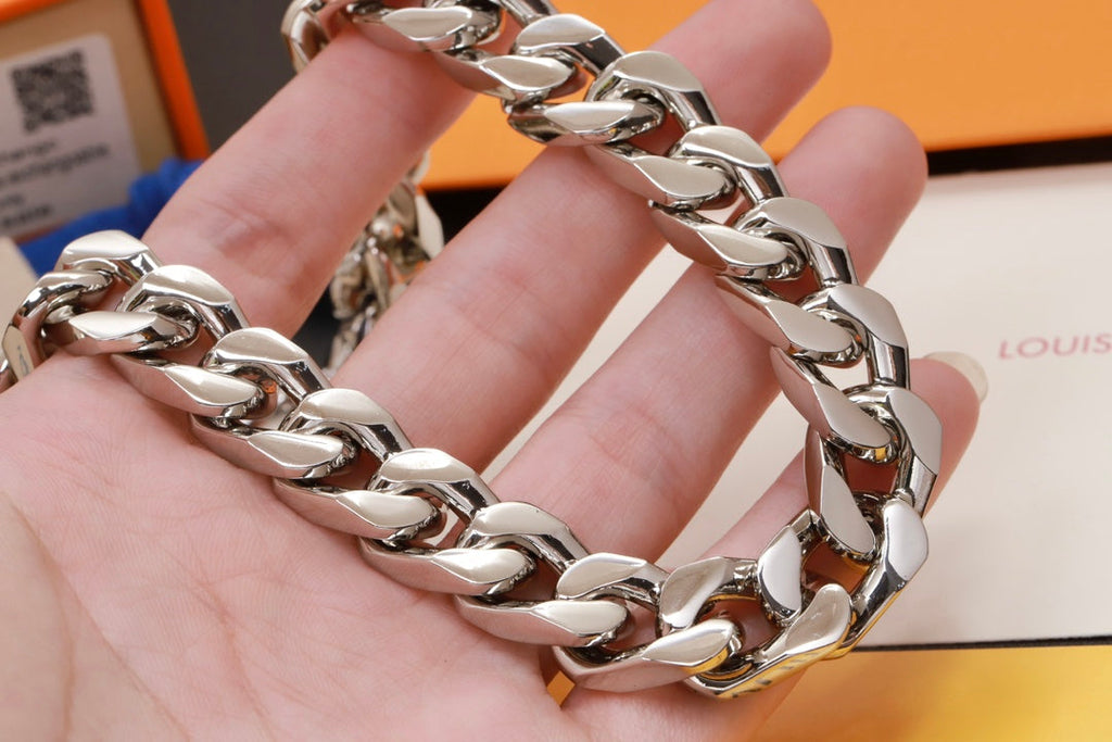 18K Louis Vuitton Blue Chain Necklace