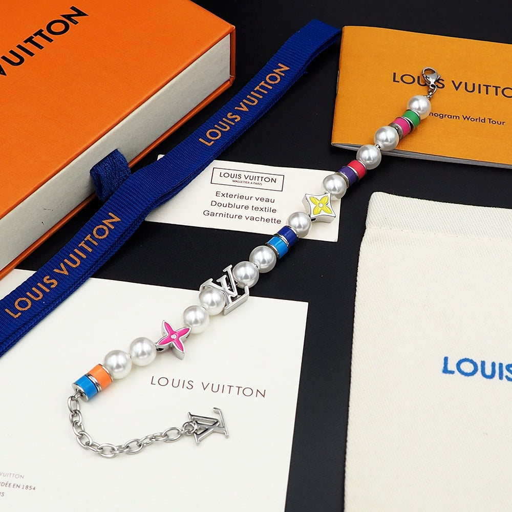 18K Louis Vuitton MNG Pearls Party Bracelet