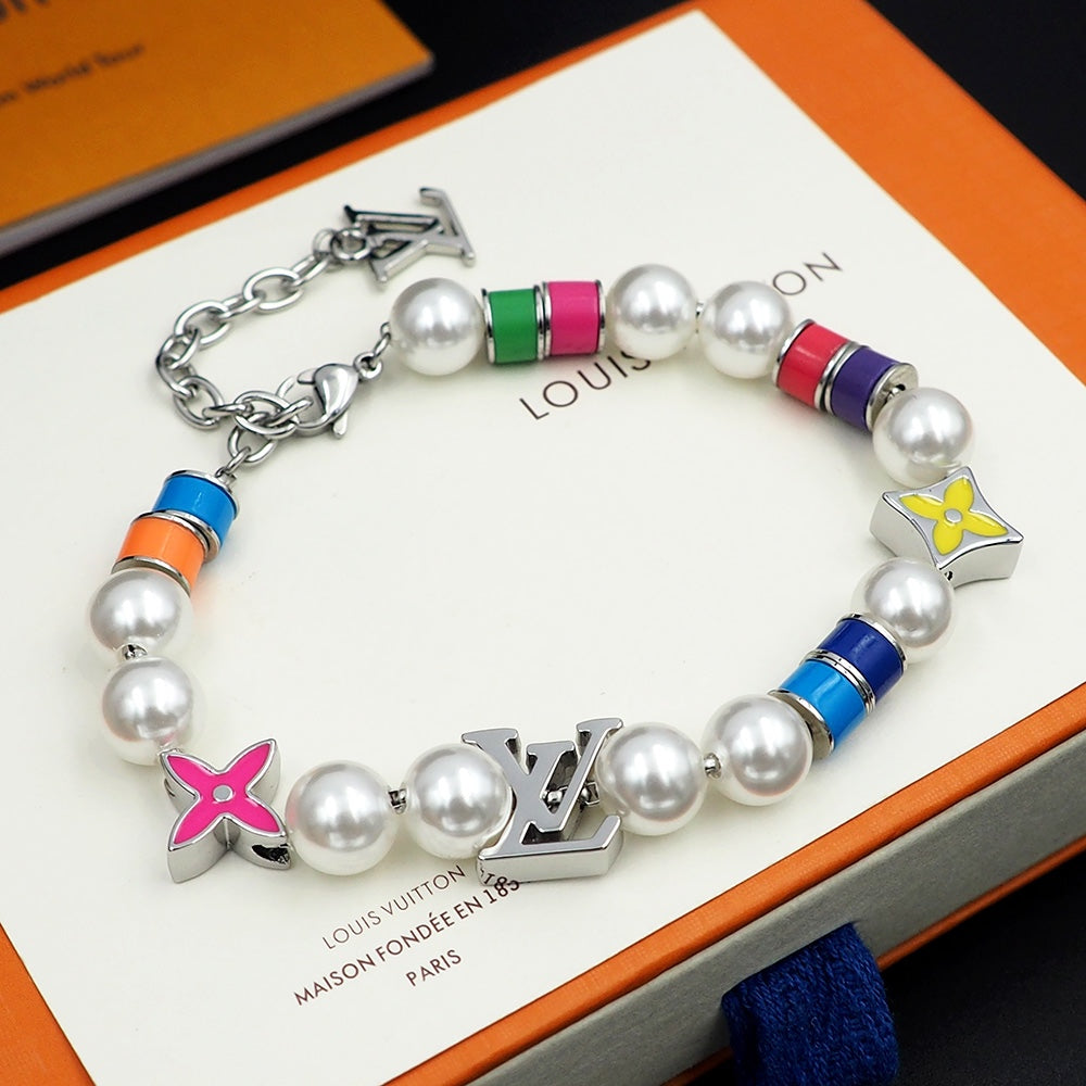 18K Louis Vuitton MNG Pearls Party Bracelet