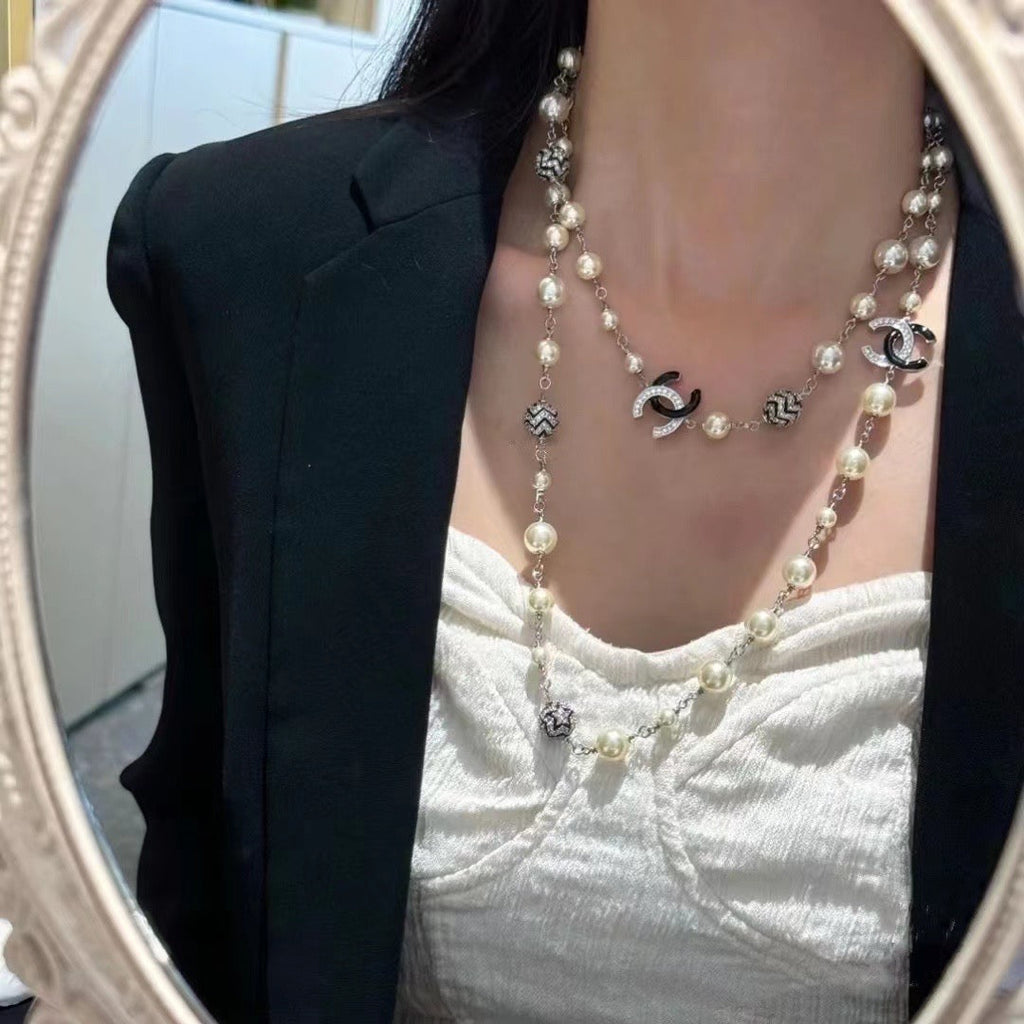 18K  Chanel Star Pearls Long Necklace