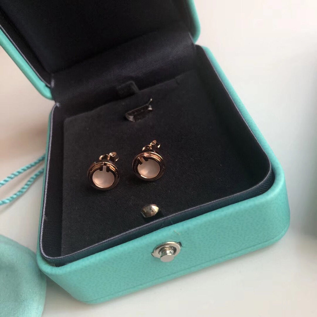 18K Tiffany Mother-Of-Pearl Circle Earrings