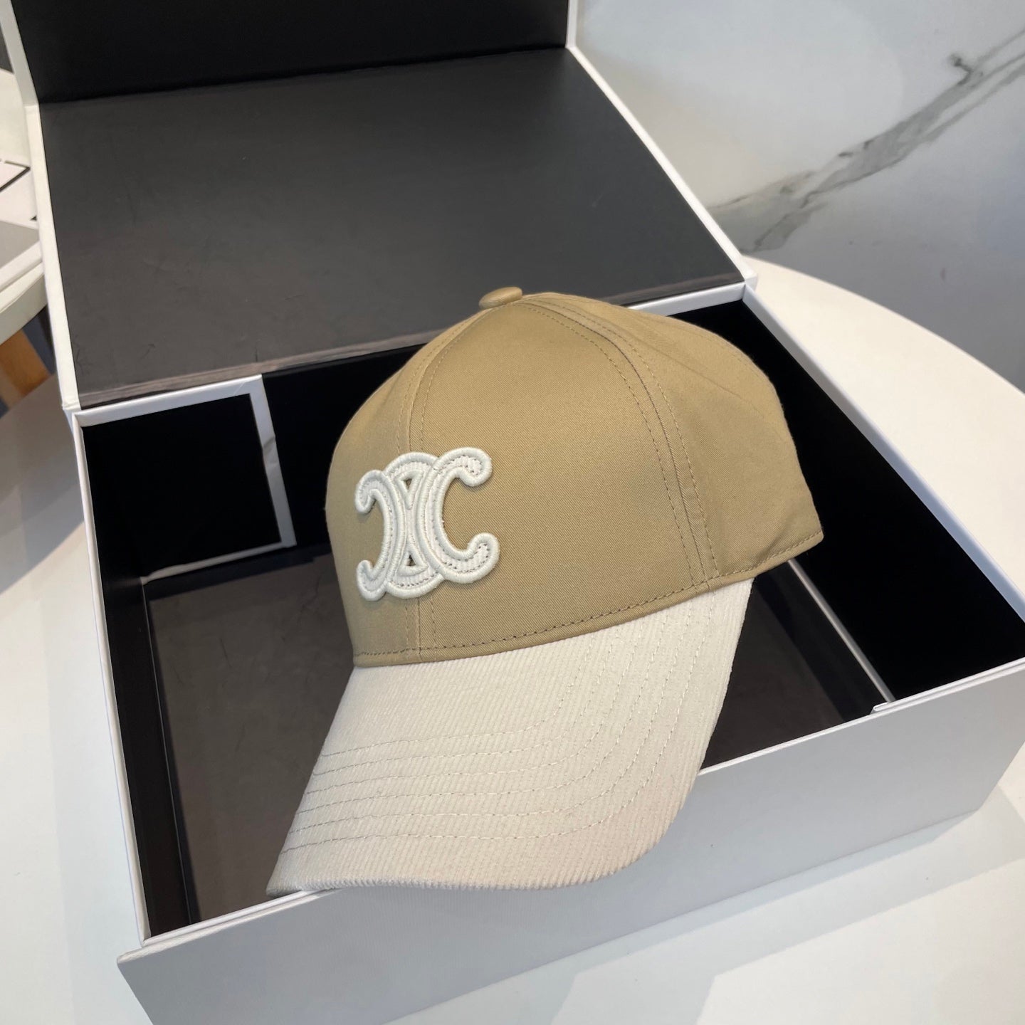 CELINE BASEBALL CAP MODEL 652407 IN OLIVE GREEN AND WHITE FABRIC