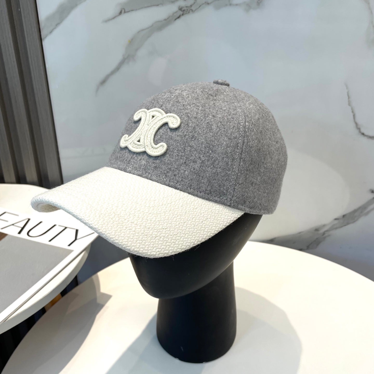CELINE BASEBALL CAP MODEL 652410 IN WHITE AND GRAY FELTED FABRIC