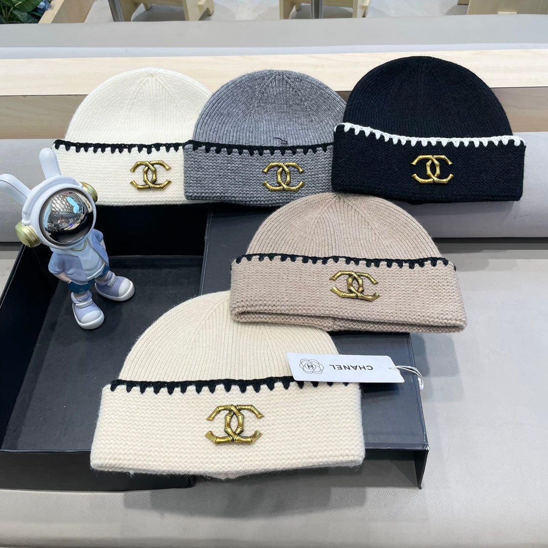 CHANEL BEANIE HAT IN COAL GRAY WOOL 419780