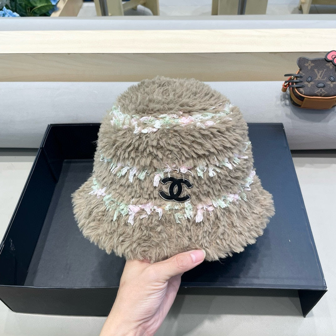 CHANEL BUCKET HAT IN MEDIUM BROWN FLEECE 421276
