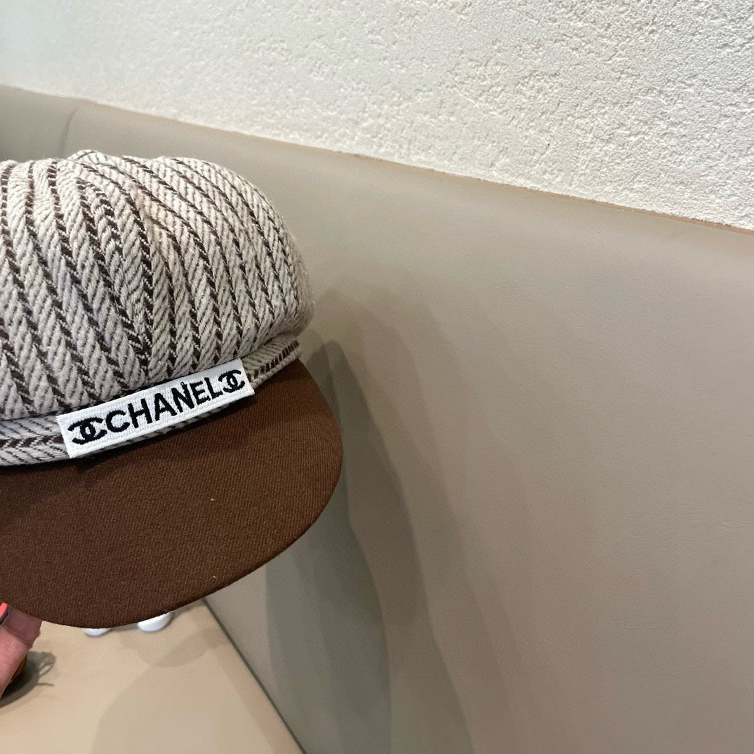 CHANEL BERET HAT CHOCOLATE BROWN MIX WHITE 422561