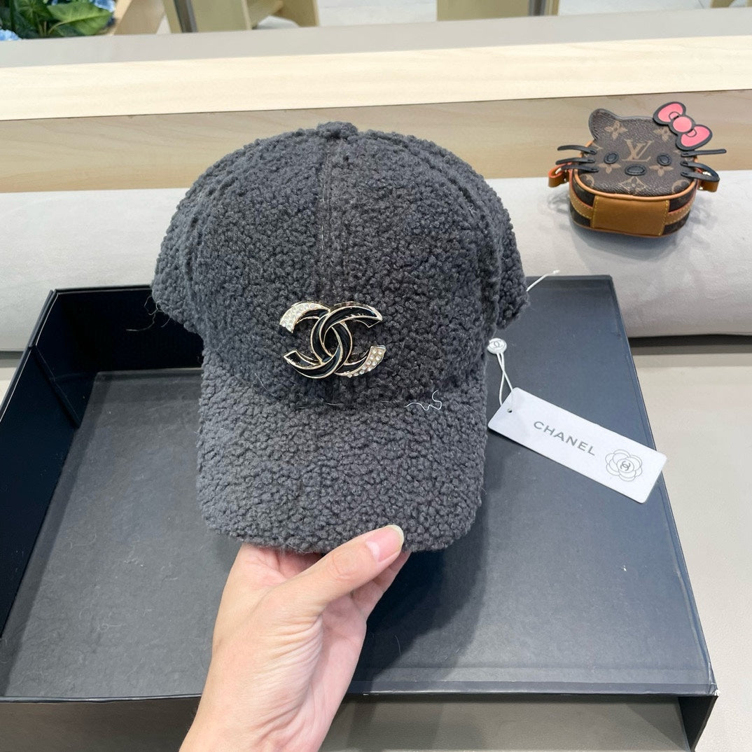 CHANEL BASEBALL HAT IN MOUSE GRAY LAMB FUR 424254