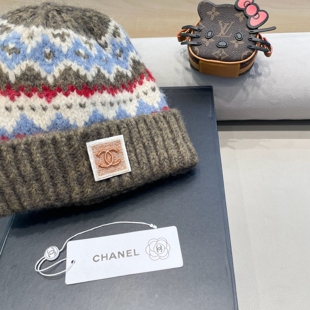 CHANEL KNIT BEANIE HAT OLIVE GREEN 428241