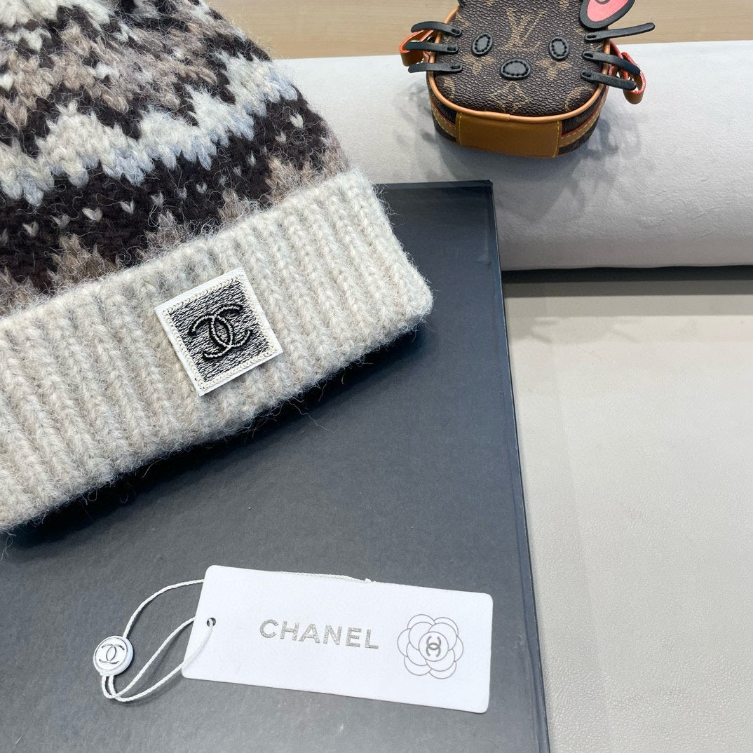 CHANEL KNIT BEANIE HAT WHITE MIX BROWN 428242