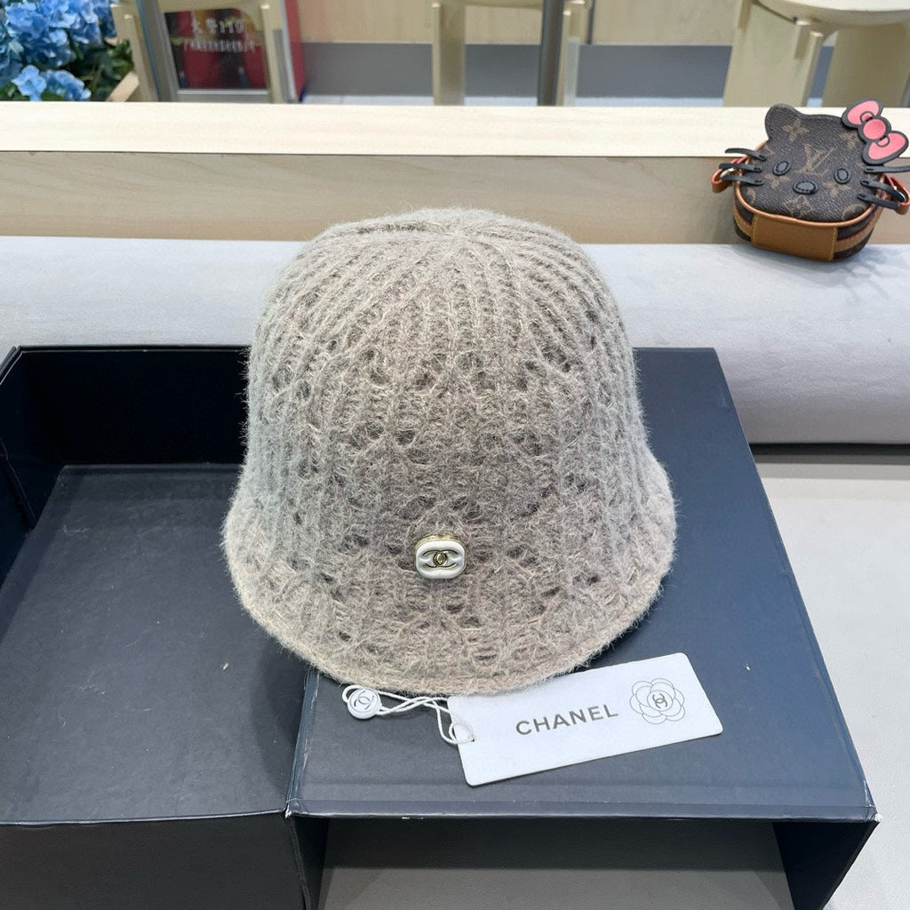 CHANEL BUCKET HAT KHAKI BROWN KNITTED FABRIC WITH RABBIT FUR 428091
