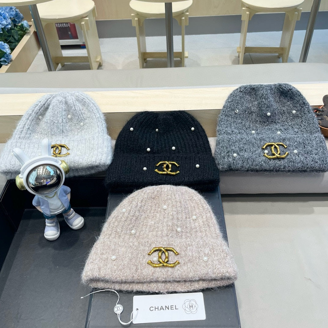 CHANEL BEANIE HAT IN SHARK GRAY WOOL 430083