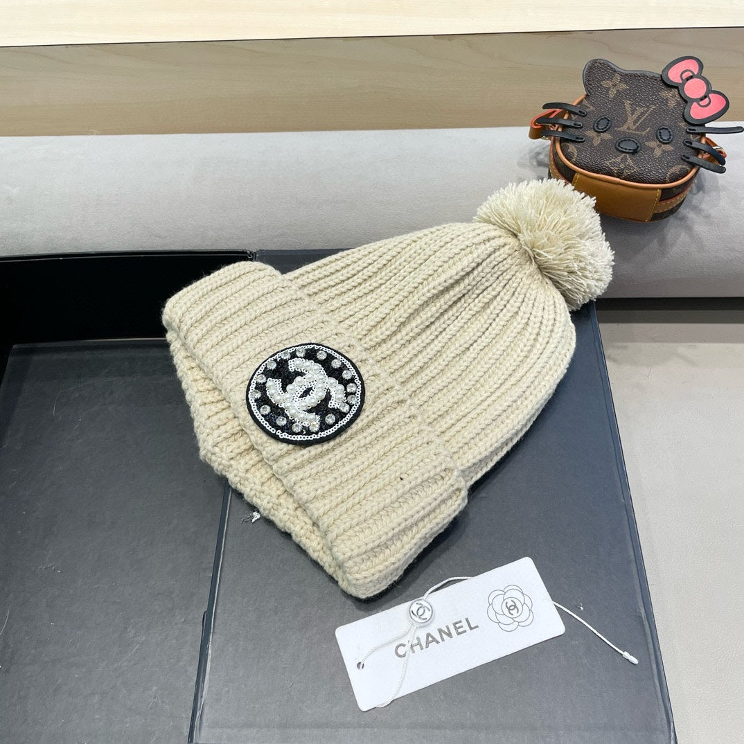 CHANEL KNIT BEANIE HAT IN BEIGE WOOL 430242