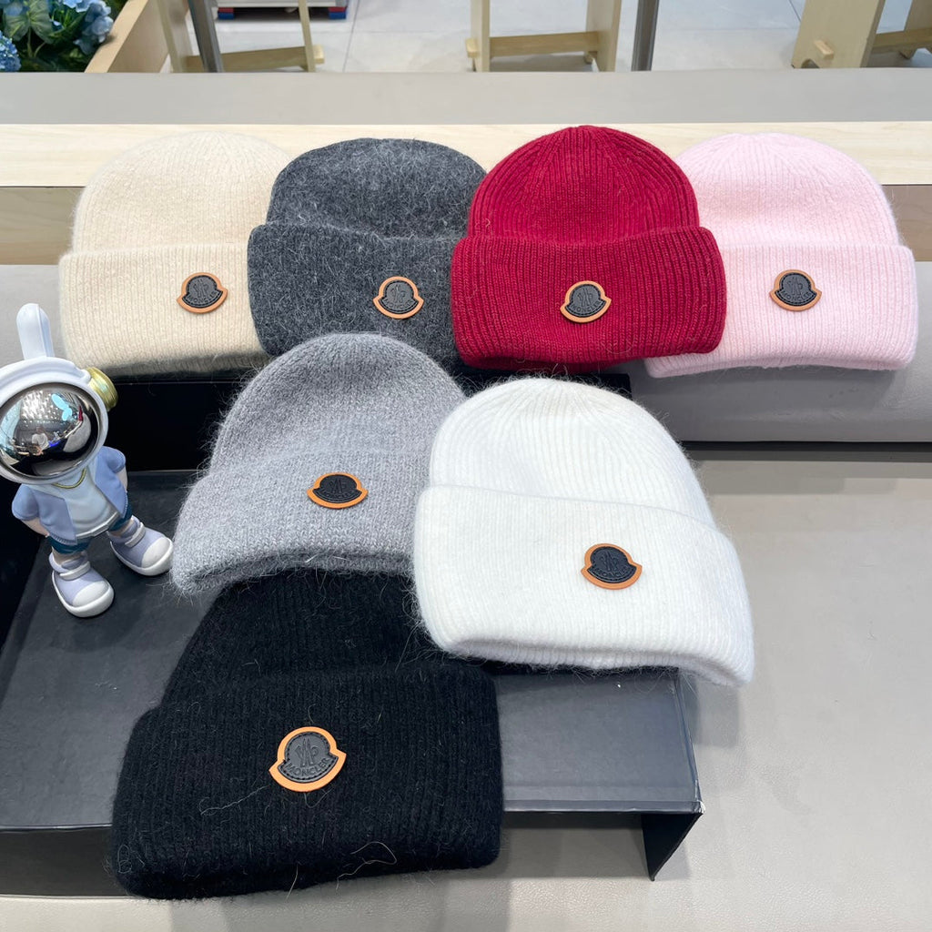 BEANIE HAT IN WHITE WOOL 438126