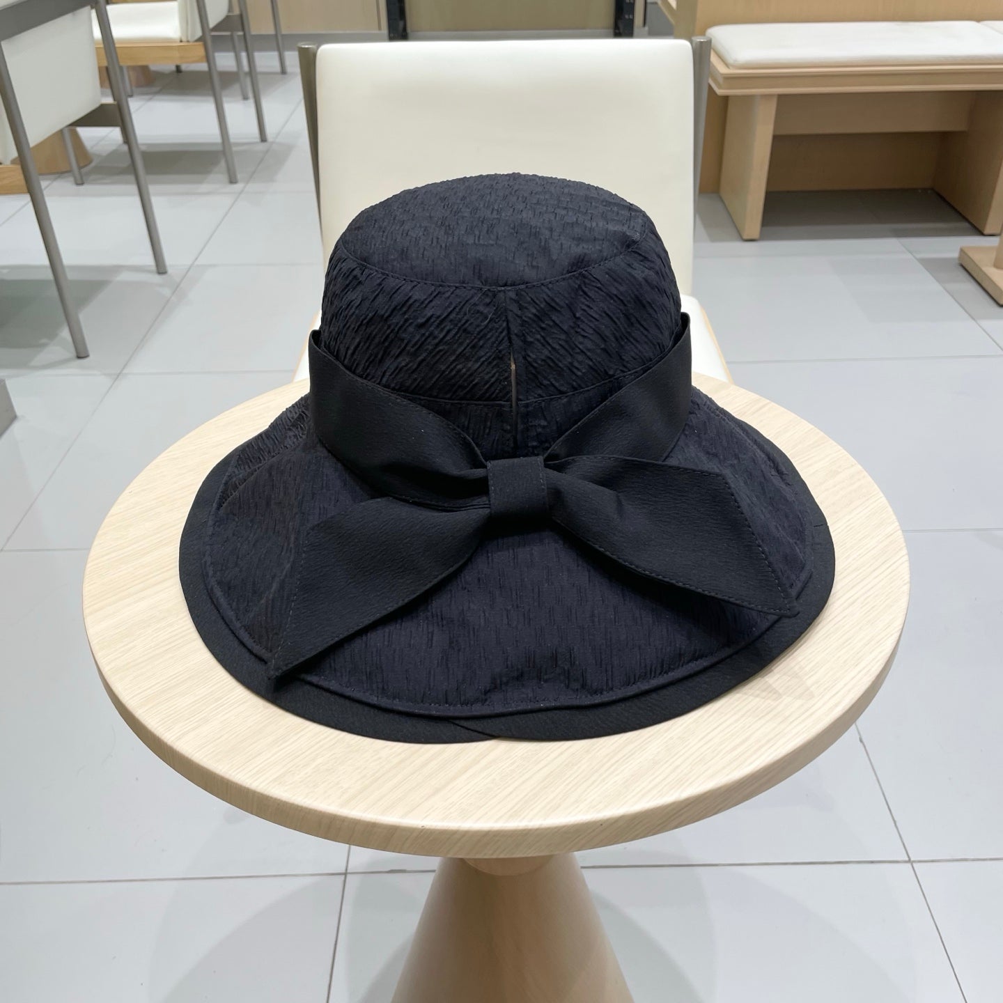 CELINE BUKET HAT MODEL 650498 IN NAVY TEXTURED FABRIC