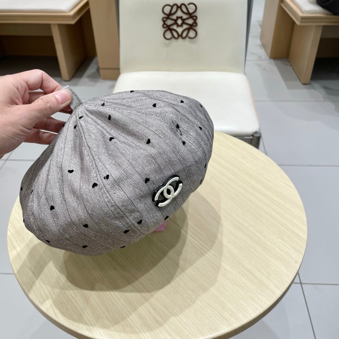 CHANEL BERET HAT POLKA DOT MOUSE GRAY 672671