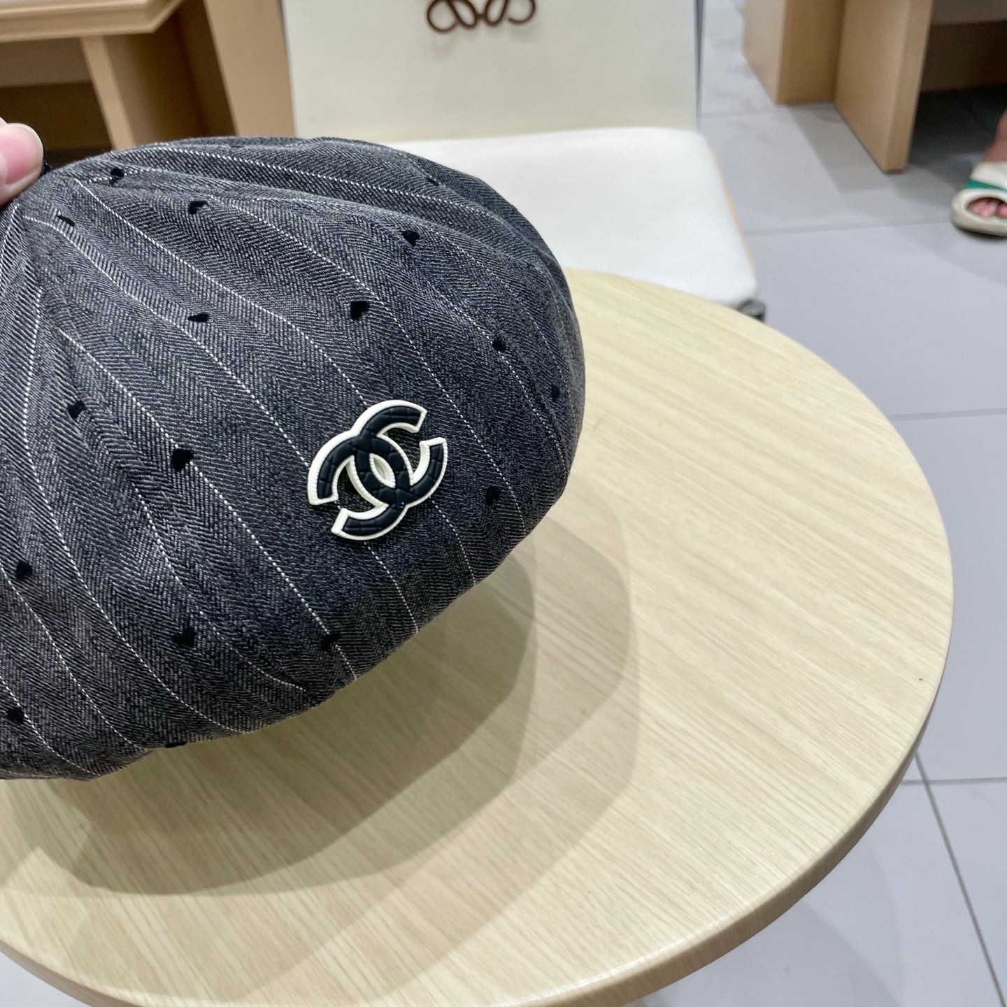 CHANEL BERET HAT POLKA DOT DARK GRAY 672672