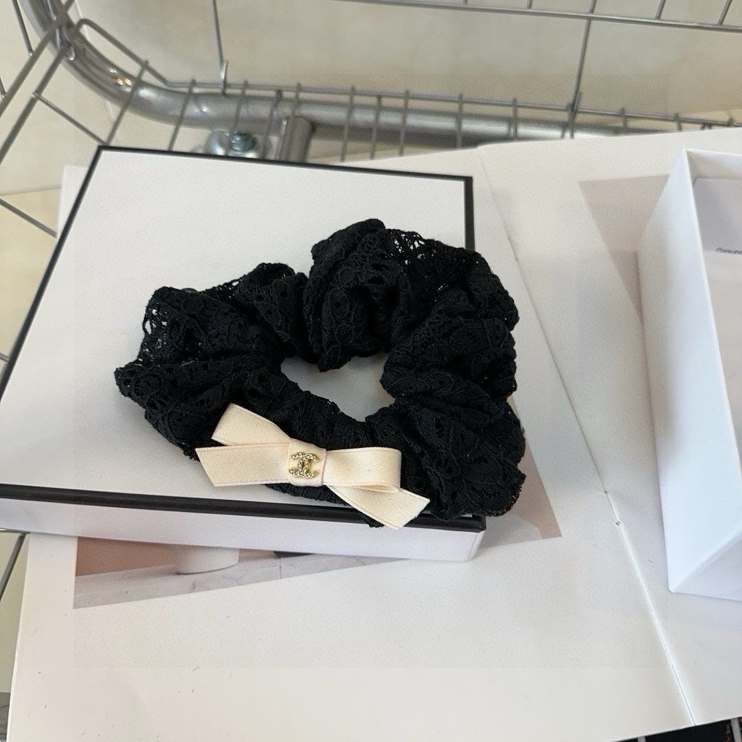 CHANEL BLACK WRINKLED FABRIC SCRUNCHIE 418917