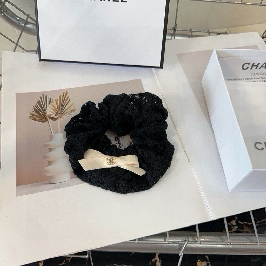 CHANEL BLACK WRINKLED FABRIC SCRUNCHIE 418917