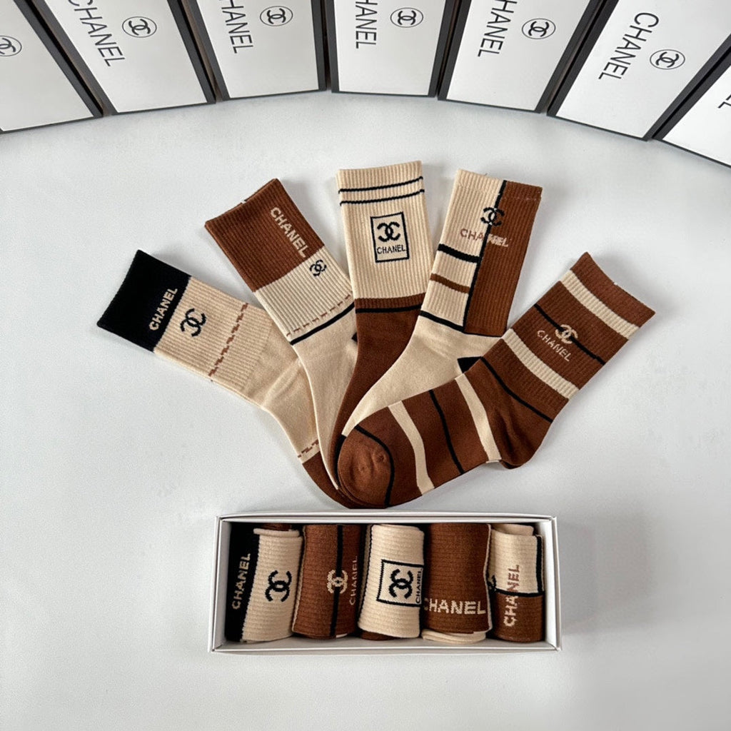 CHANEL CREW SOCKS 410983 ( 1 BOX )