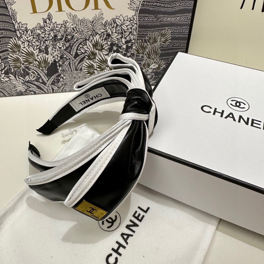 CHANEL BLACK MIX WHITE SILK HAIRBAND 412467