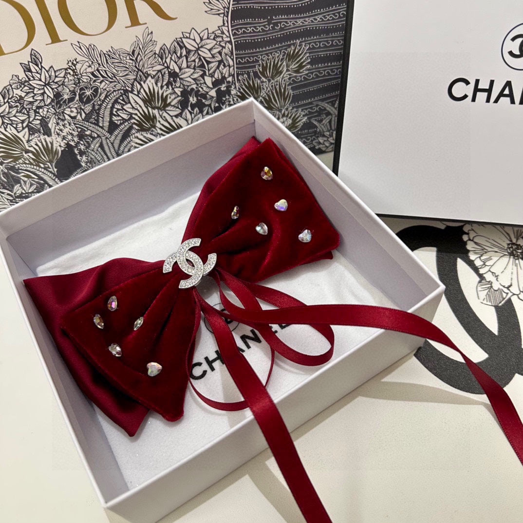 CHANEL CRIMSON RED VELVET HAIR CLIP WITH BOW AND CRYSTAL 412470
