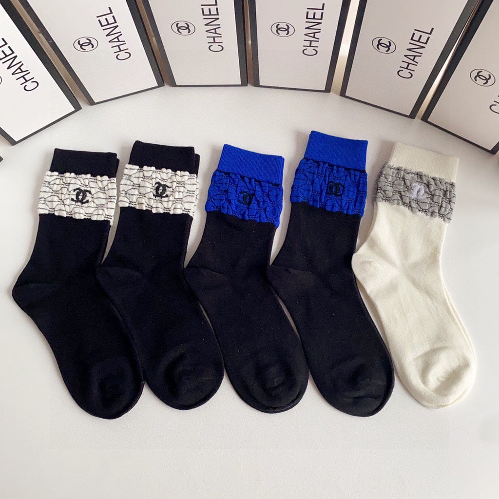 CHANEL CREW SOCKS 412593 ( 1 BOX )
