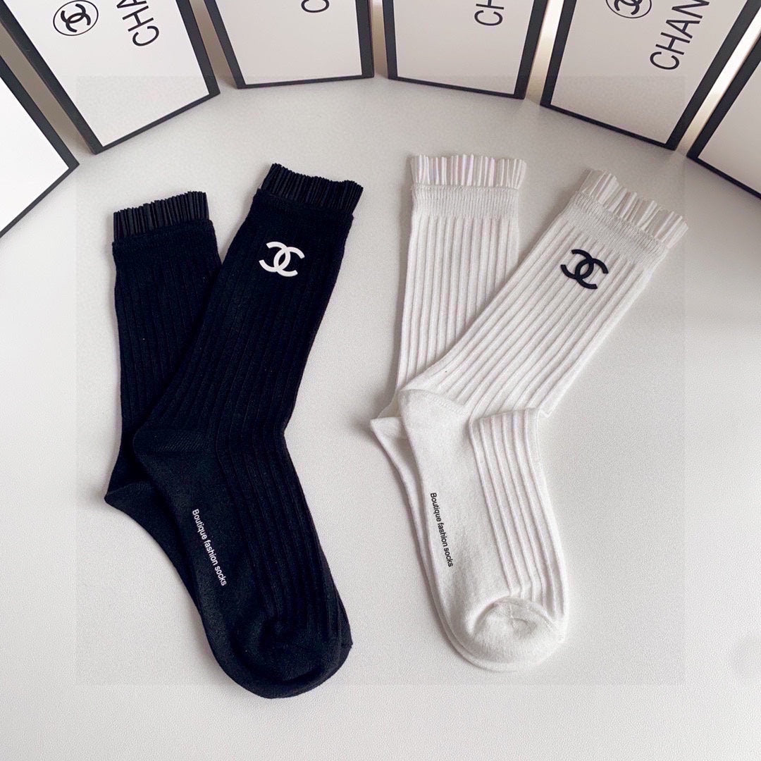 CHANEL CREW SOCKS 417460 ( 1 BOX )