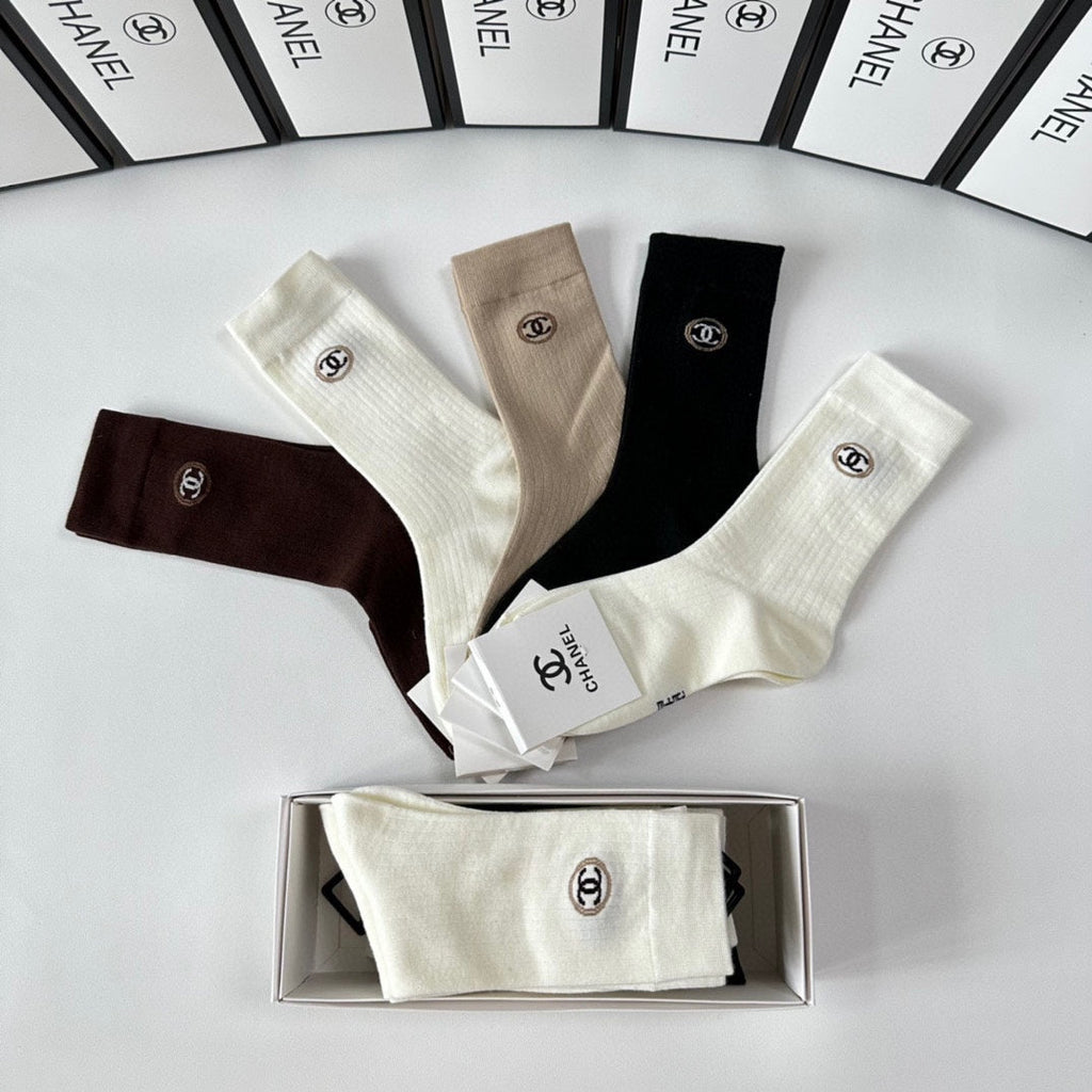 CHANEL CREW SOCKS 417476 ( 1 BOX )