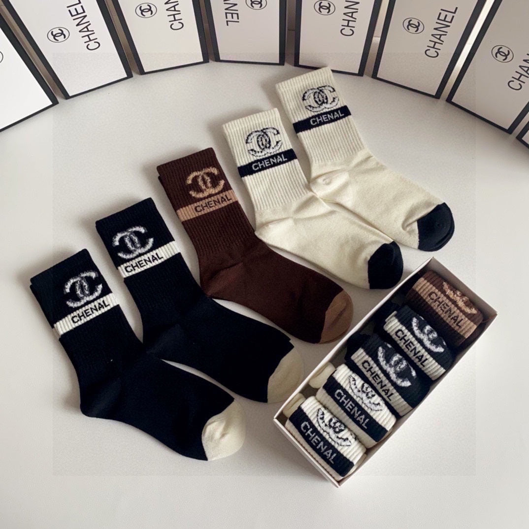 CHANEL CREW SOCKS 419059 (1 BOX )