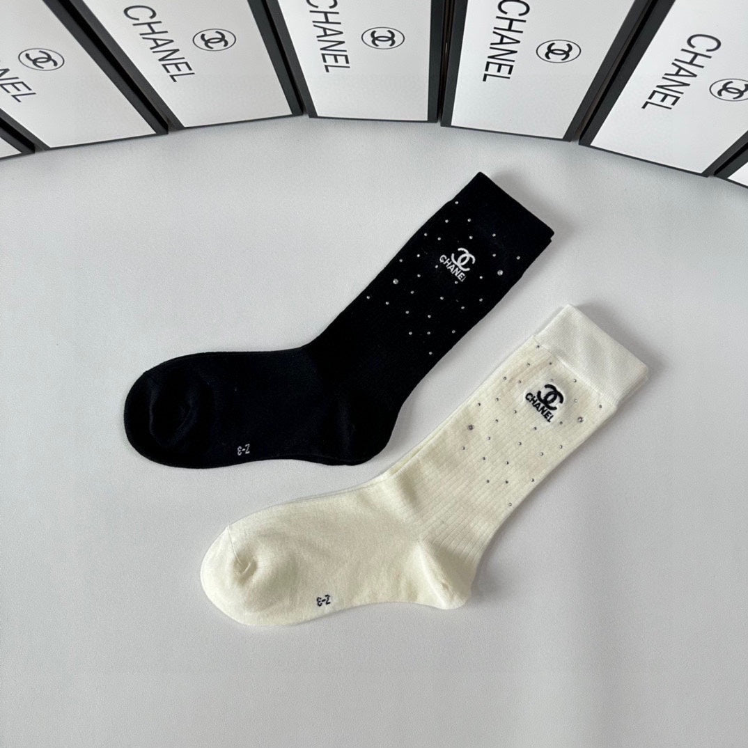 CHANEL CREW SOCKS 423798 (1 BOX)