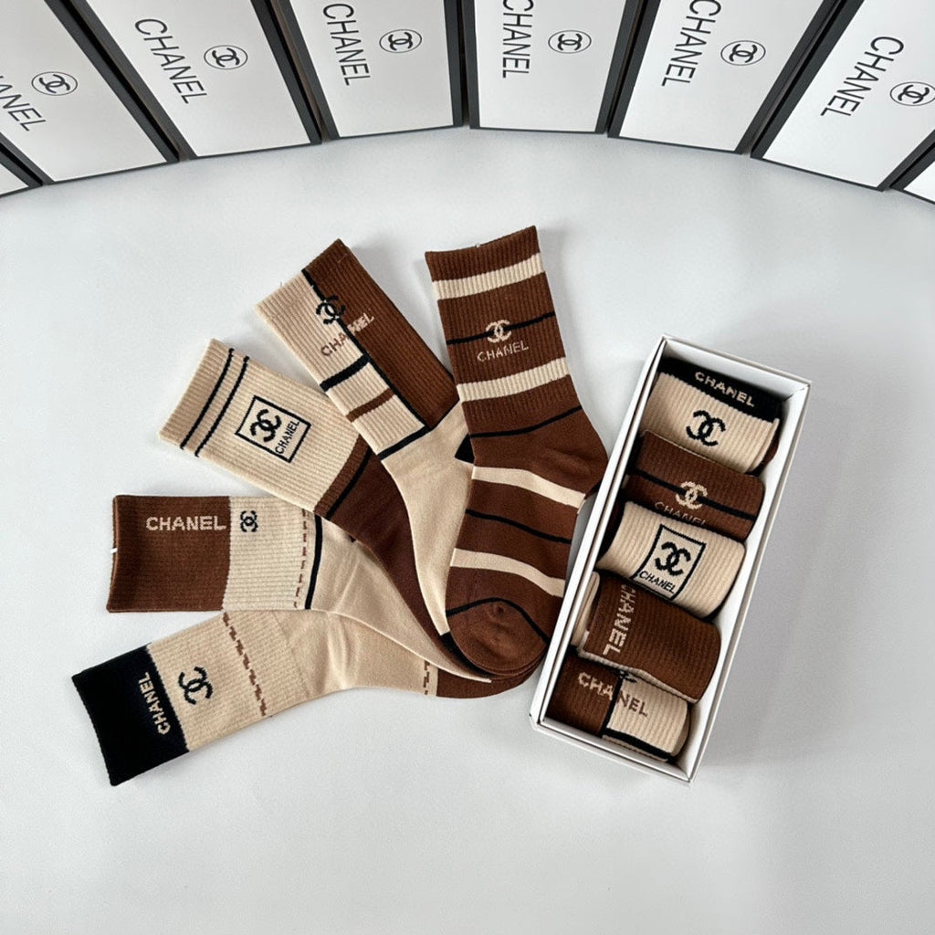 CHANEL CREW SOCKS 423821 (1 BOX)
