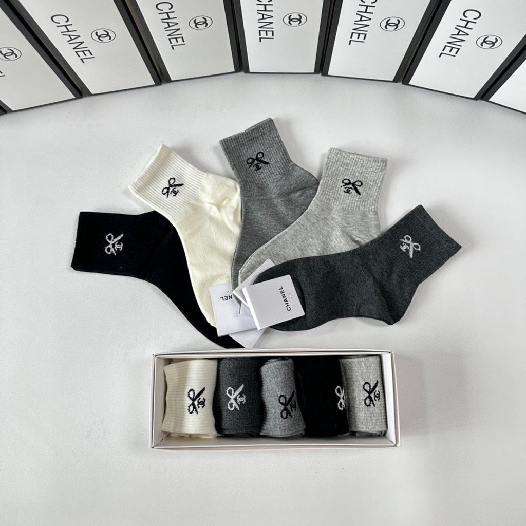 CHANEL LOW-CUT SOCKS 423834 (1 BOX)
