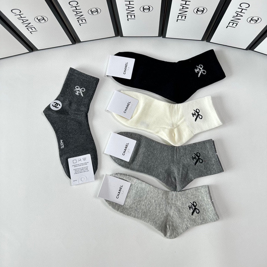 CHANEL LOW-CUT SOCKS 423834 (1 BOX)