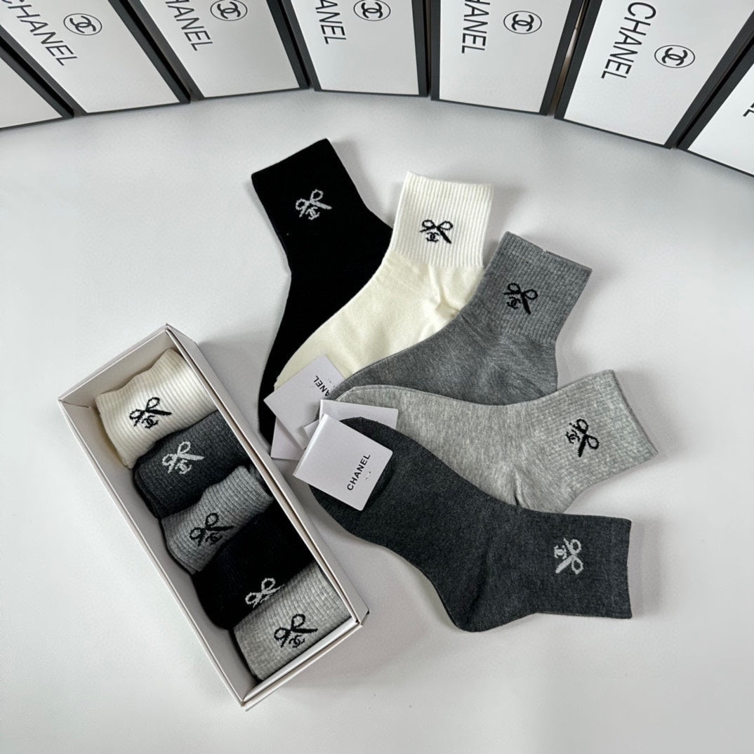 CHANEL LOW-CUT SOCKS 423834 (1 BOX)