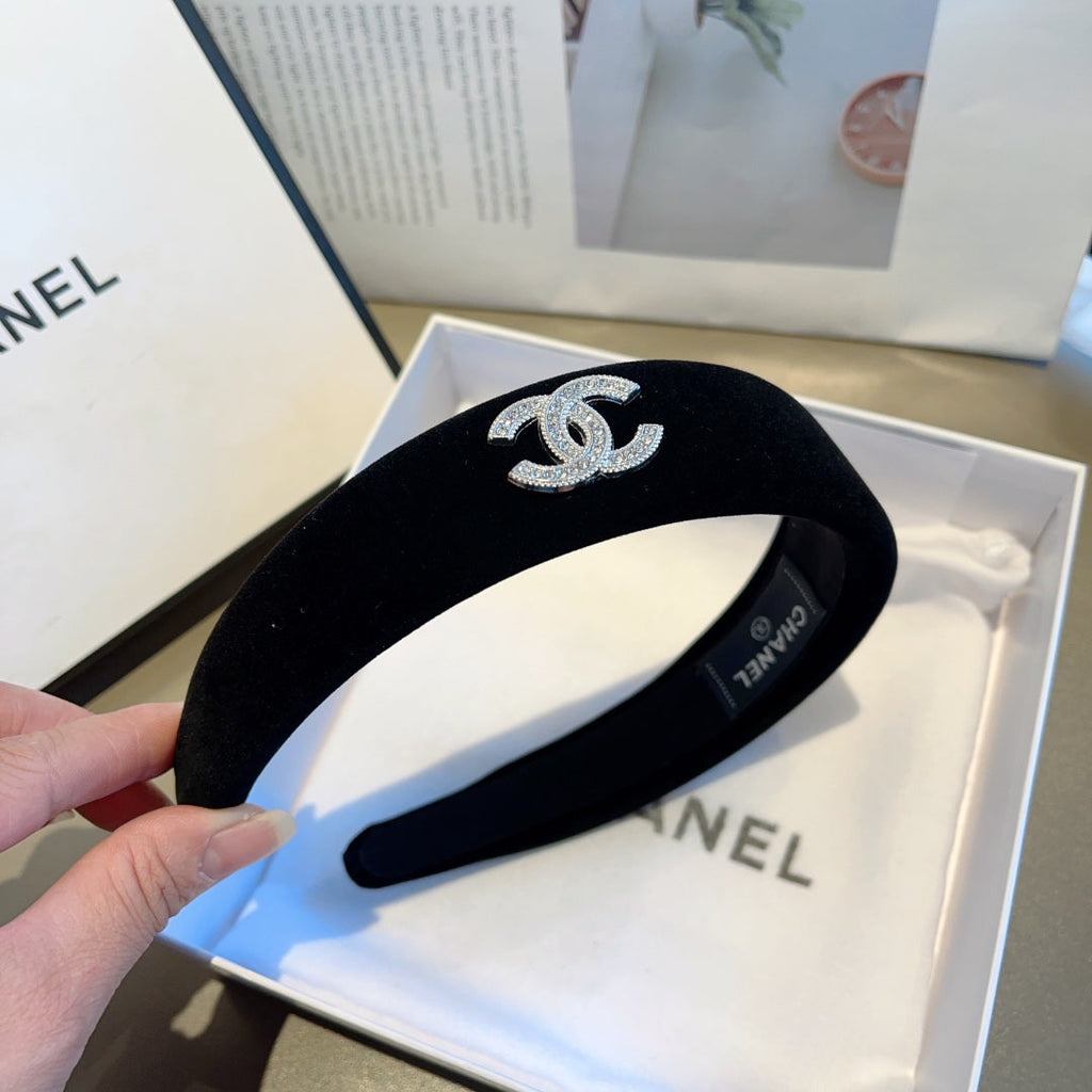 CHANEL BLACK VELVET HAIRBAND 414440