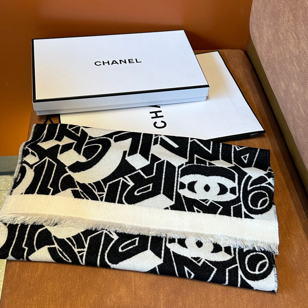 CHANEL LETTER LOGO 178 CM SCARF IN BLACK MIX WHITE SHEEP WOOL AND SILK 393103