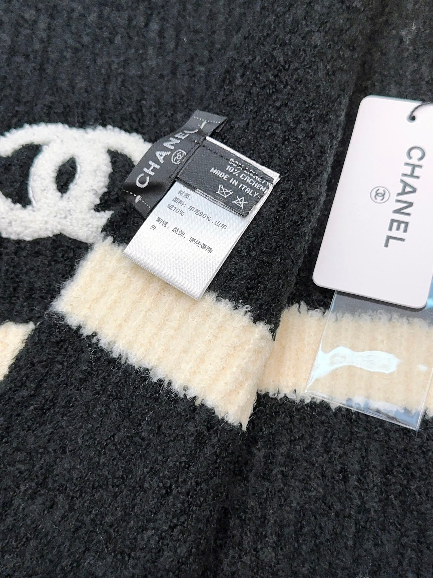 CHANEL 25S SCARF 175 CM IN WOOL CASHMERE 943159
