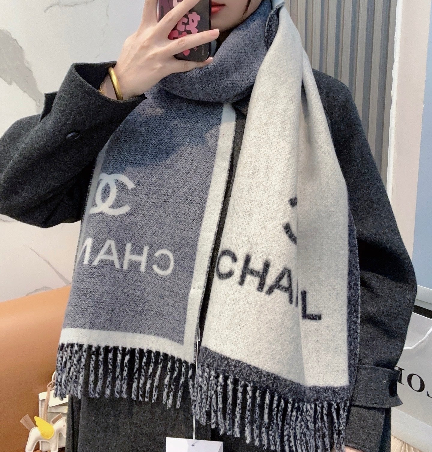 CHANEL 25S SCARF 184 CM IN MERINO WOOL 943170
