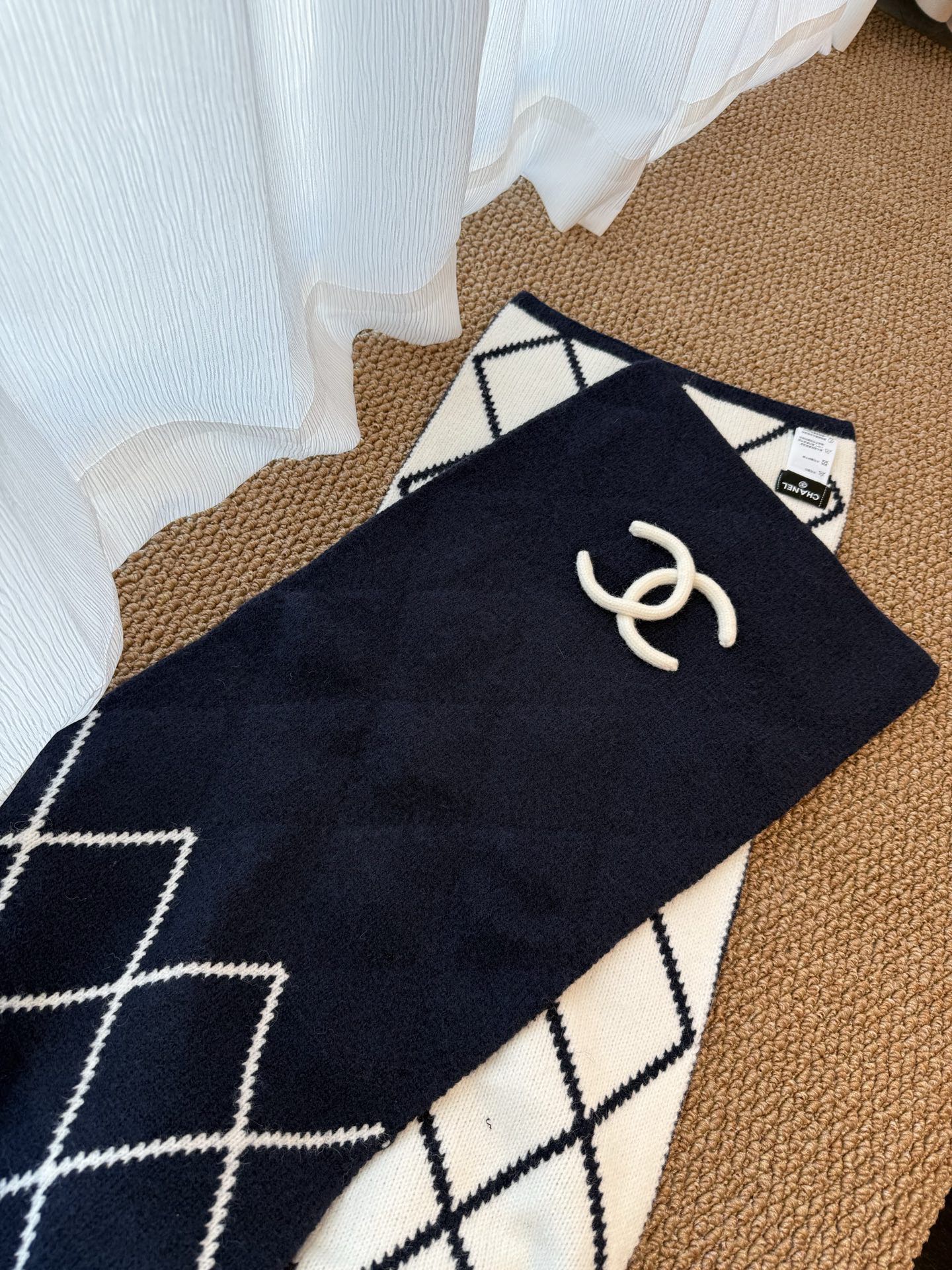 CHANEL 25S SCARF 180 CM IN WOOL CASHMERE 943031