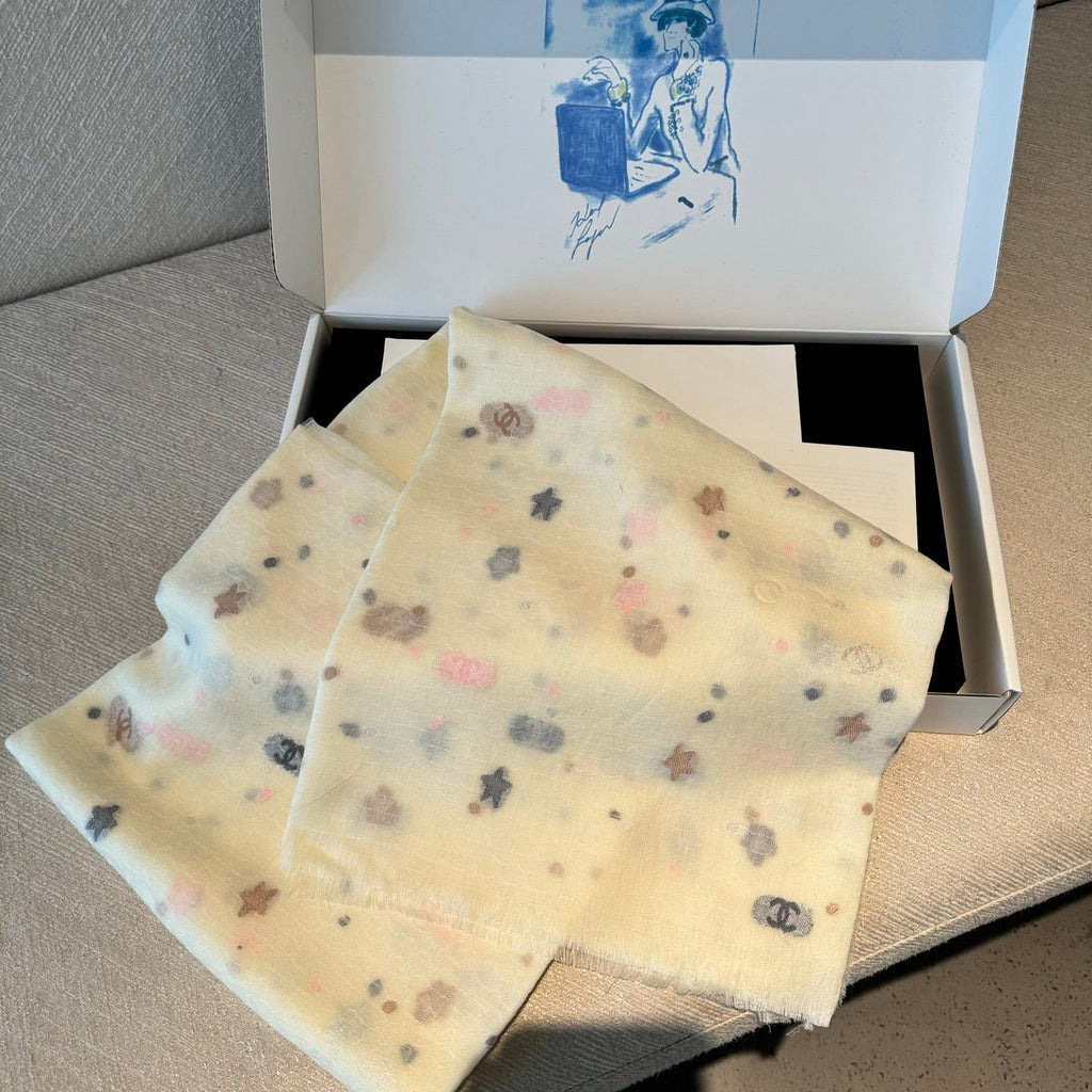 CHANEL 25S SCARF 200 IN CASHMERE 991827