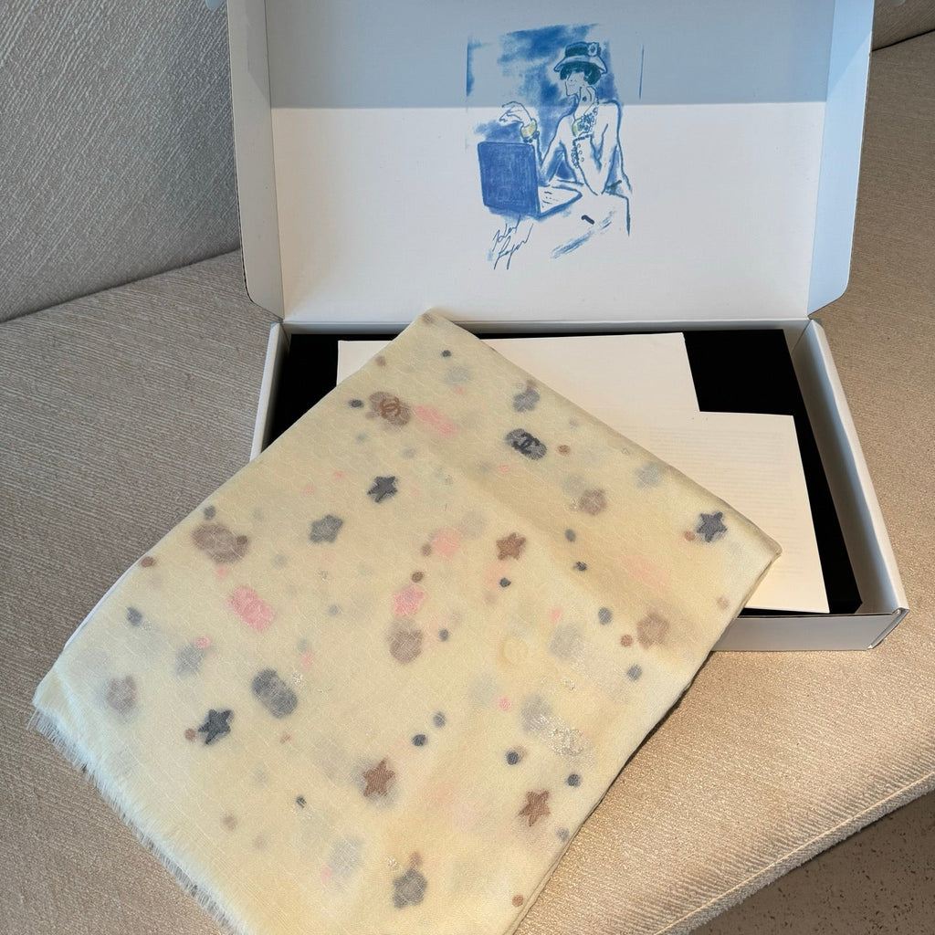 CHANEL 25S SCARF 200 IN CASHMERE 991827