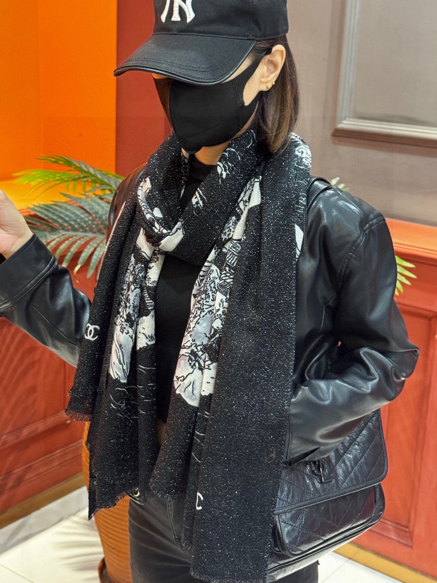 CHANEL 25S SCARF 200 CM IN CASHMERE 941754